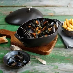 Staub Muscheltopf Aus Gusseisen 9