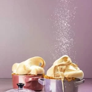 Le Creuset Mini Cocotte In Meringue 7